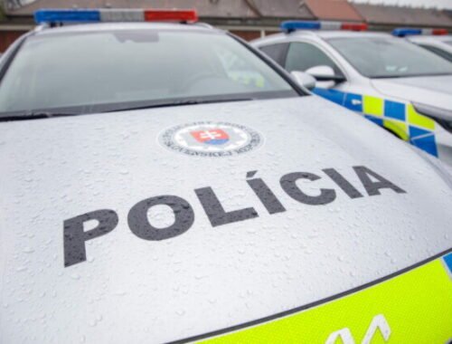 Dopravná polícia dostala 79 nových áut, ministerstvo vnútra hlási výraznú úsporu pri nákupe