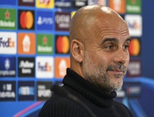 Guardiola vyzýva hráčov, aby vlastným konaním predchádzali kontroverziám so systémom VAR