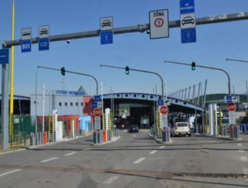 Hraničné priechody s Ukrajinou sú z bezpečnostných dôvodov dočasne uzavreté