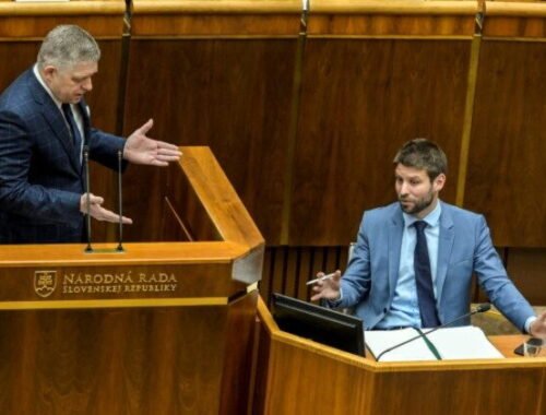 Smer si v prieskume výrazne pohoršil, voľby by vyhralo Progresívne Slovensko a polepšili si aj matovičovci