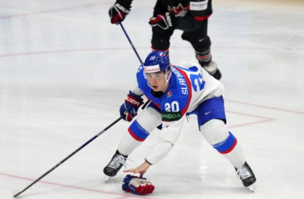 Slafkovský nepríde, s Dánmi sa pobijú o štvrťfinále. Valábik o šanciach Slovákov na MS v hokeji – ANKETA