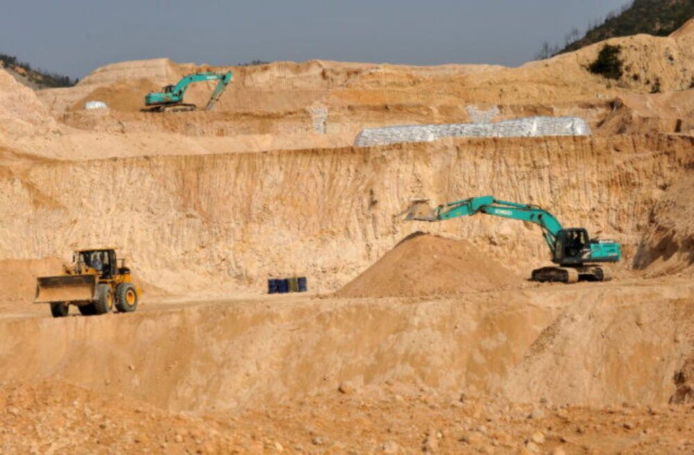 70353_china_rare_earths_63907-640x420.jpg Austrália nariadila investorom napojeným na Čínu predať podiely v ťažobnej firme