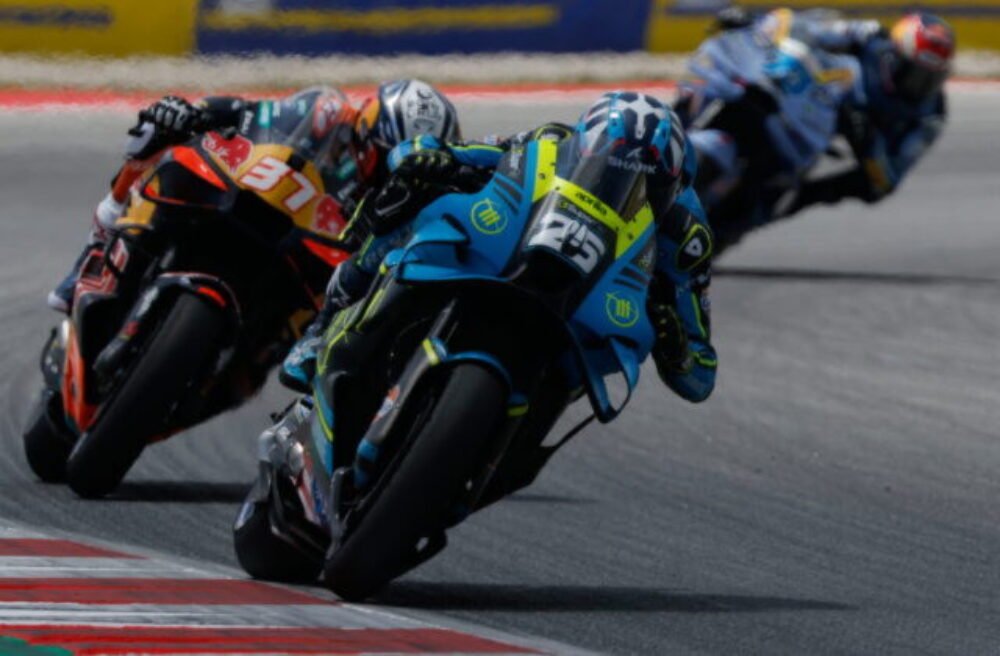 70386_spain_gp_motorcycle_racing_6875_-640x420.jpg Horor počas MotoGP a absolútne ticho. Álex Márquez po páde v rýchlosti 212 km/h utrpel zlomeniny