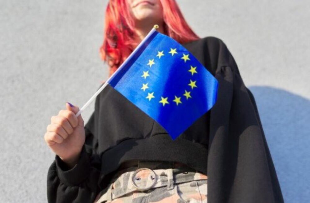 70560_eu-tinedzer-640x420.jpg Mladí ľudia chcú Európsku úniu, no sú sklamaní a cítia sa politikmi nevypočutí. Na zlepšenie odporúčajú päť konkrétnych opatrení