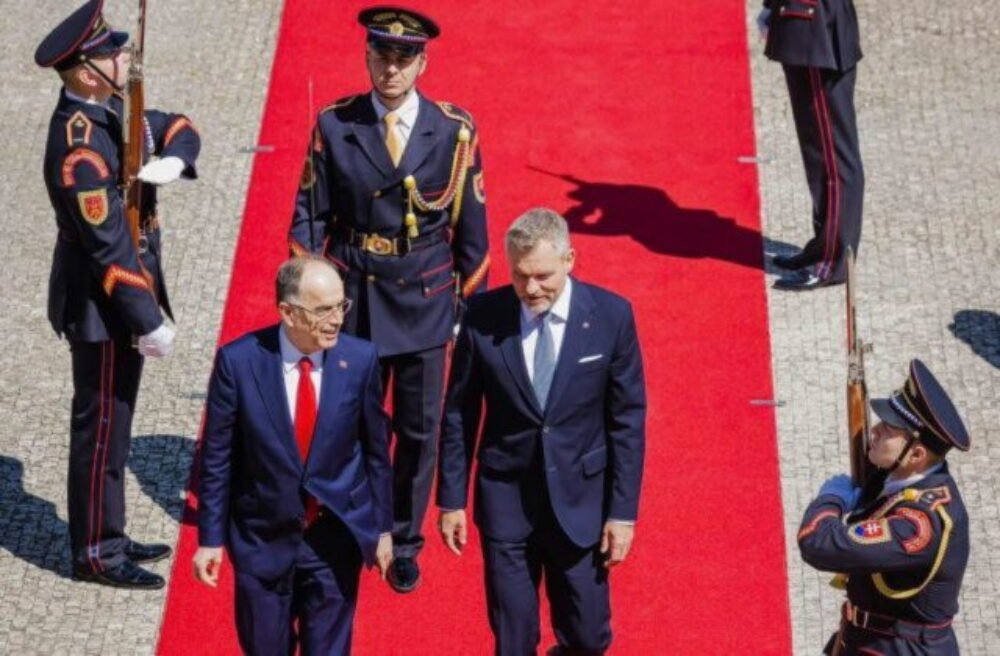 70680_img_5565-e1779357066376-640x420.jpeg Pellegrini sprevádzal albánskeho prezidenta Begaja v Pezinku – FOTO