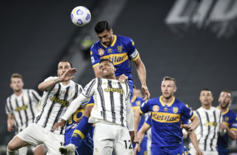 70708_italy_soccer_serie_a_45691-5f9b013db85a4a28a652e5cf98914a9c-scaled-1-640x420.jpg Juventus Turín bojuje o Ligu majstrov, rozhodne kritické derby proti FC Turín
