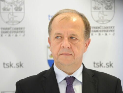 Dlhová brzda a samosprávy. Rybníček kritizuje Fica za spontánne výroky o rozpočtovej zodpovednosti