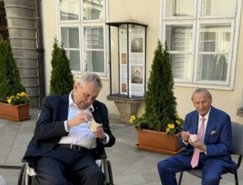 Do Košíc zavítal bývalý český prezident Miloš Zeman, sprevádzal ho Rudolf Schuster