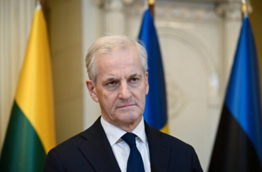 Nórsko sa pripravuje na krízové scenáre, premiér hovorí o možnej vojne