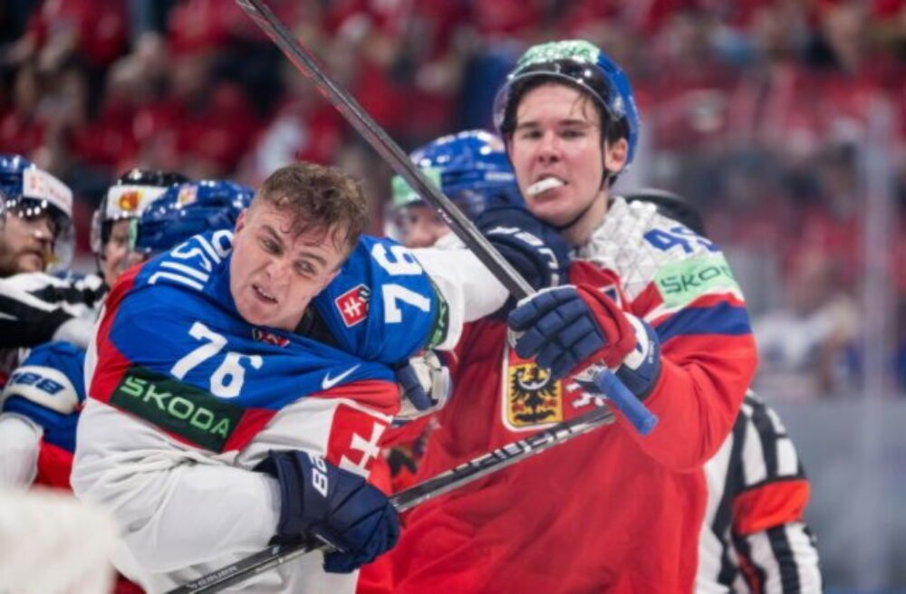 Top foto dňa (23. máj 2026): MS v hokeji, výstava Smetiar, rusko-­ukrajinská vojna a požiar na Filipínach