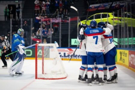 Slovenskí hokejisti si uvedomujú dôležitosť súboja so Švédskom: Máme to vo vlastných rukách – FOTO