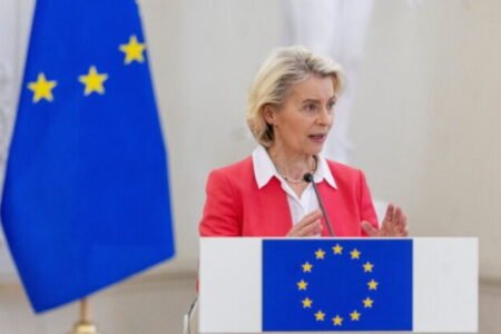 Von der Leyenová obvinila Rusko z destabilizácie Pobaltia dronmi