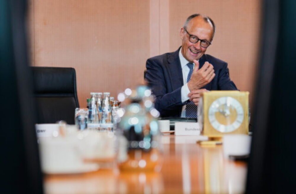 71237_germany_politics_3_36-640x420.jpg Nemeckí ekonómovia varujú pred rastom odvodov, ktoré môžu oslabiť ekonomiku