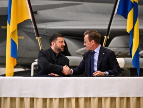 Švédsko daruje Ukrajine 16 starších gripenov, Kyjev kúpi ďalších 20 stíhačiek novšej generácie