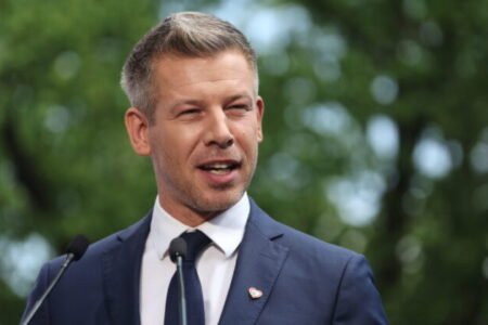 Studená sprcha pre podporovateľov Tiszy: Starostovia kritizujú Magyara za drastické zníženie platov. Nie za toto sme hlasovali v apríli, odkazujú premiérovi