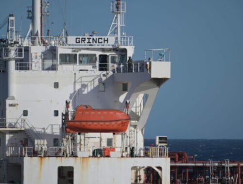 Zadržanie ruského tankera hraničí s medzinárodným pirátstvom, reagoval Kremeľ na najnovšiu operáciu francúzskeho námorníctva