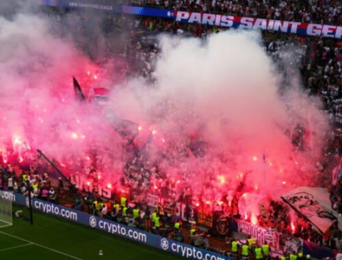 Po víťazstve PSG vo finále Ligy majstrov zadržali po násilnostiach v Paríži takmer 900 osôb – VIDEO
