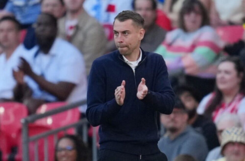 Tréner Southamptonu Eckert prevzal zodpovednosť za kauzu spygate