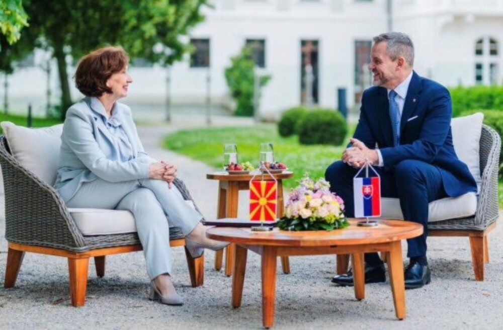 71787_pelle2-640x420.jpg Pellegrini prijal prezidentku Severného Macedónska, rokovali o rozširovaní EÚ aj energetickej bezpečnosti – VIDEO, FOTO