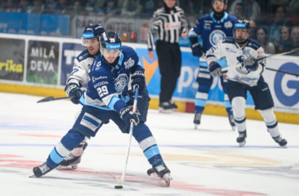 Slovenský talent mieri do NHL? Calgary vraj v Nitre našlo vysnívaného centra