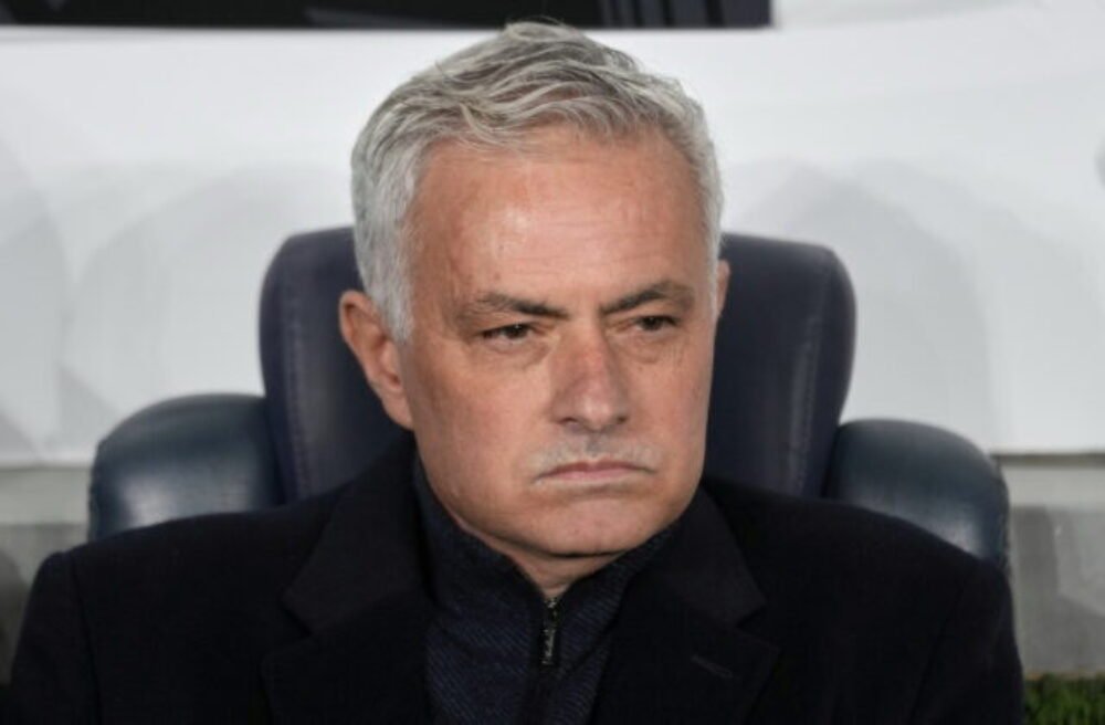 Mourinho bude stáť Real Madrid 15 miliónov eur, znie odkaz z Benficy