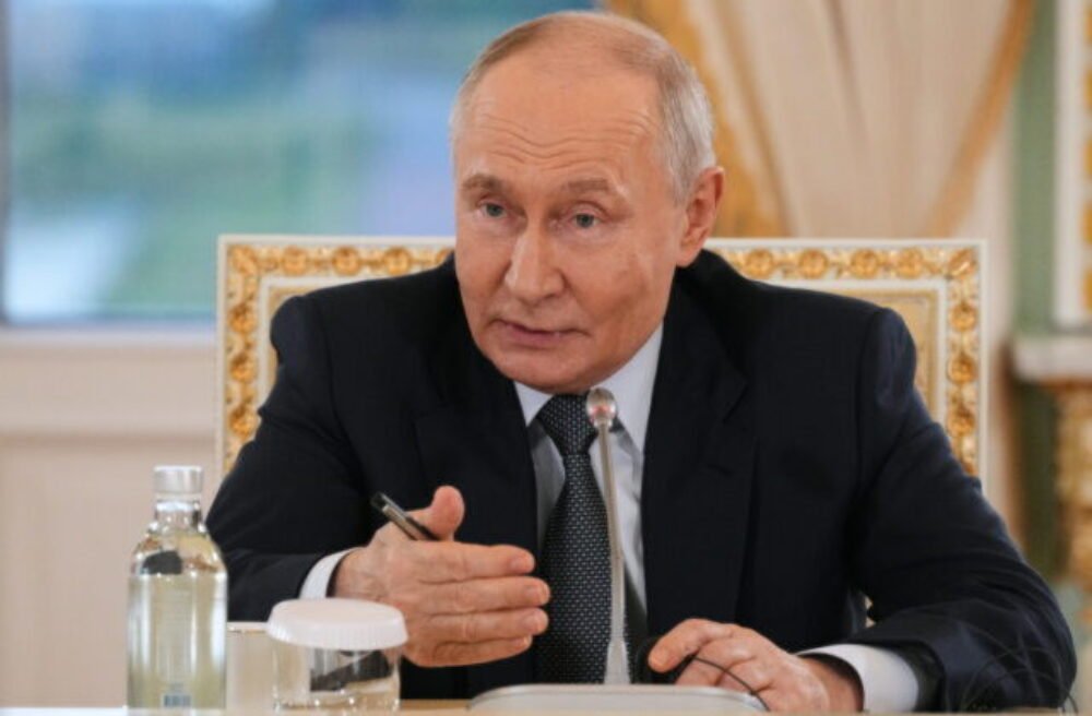Putinovi jastrabi prvýkrát hovoria o porážke. V Rusku rastie nervozita z vývoja vojny na Ukrajine