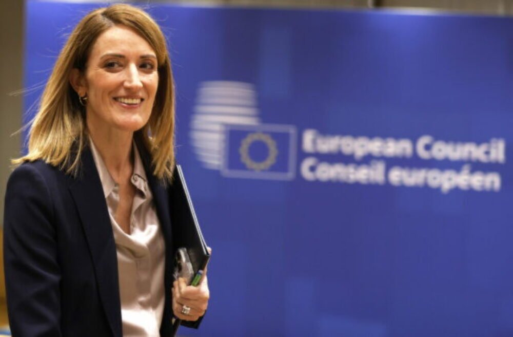 Šéfka Európskeho parlamentu zavíta na Slovensko. Stretne sa s Ficom aj Pellegrinim