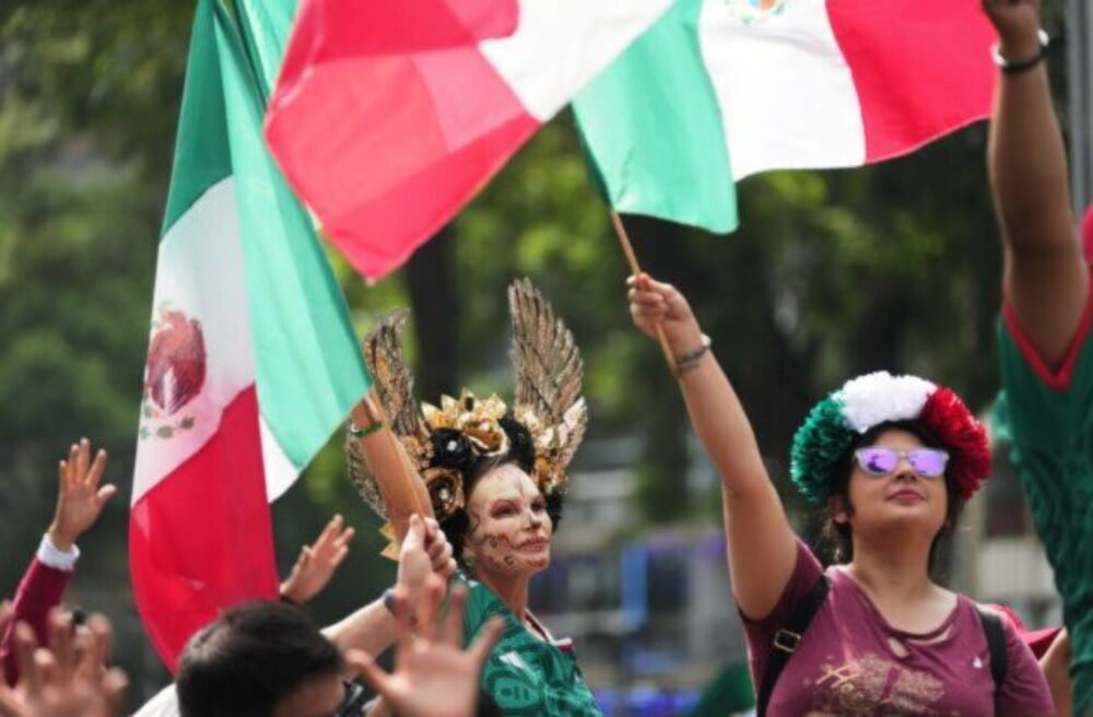 72168_mexico_wcup_soccer_98488-640x420.jpg Mexičania sa pred začiatkom MS 2026 pokúsili o nový rekord – najväčšiu ľudskú vlnu na svete – VIDEO
