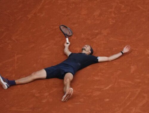 Tenisové rebríčky po Roland Garros bez zmien na čele, stále vedú Sobolenková a Sinner