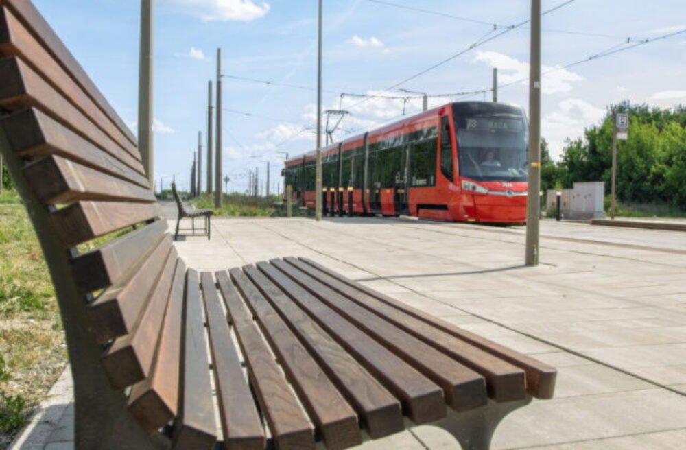Top foto dňa (8. jún 2026): Zastávky Južné mesto, kauza Očistec, ruský útok v Odese a zemetrasenie