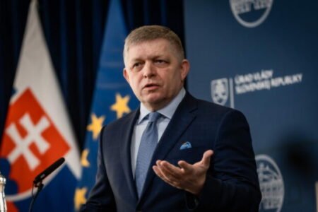 Odstúpi premiér Fico z funkcie? Progresívci mu pripomínajú vlastné slová po zisteniach o príjmoch jeho syna – VIDEO