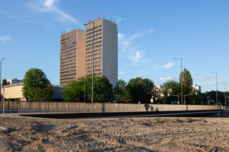 Top foto dňa (11. jún 2026): Premostenie pri Technopole, Tatravagónka v Poprade, park a železnica