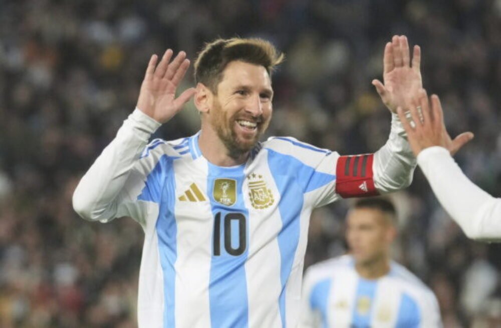 72647_argentina_venezuela_wcup_soccer_79428-640x420.jpg Indonézsky superfanúšik Messiho víta začiatok majstrovstiev sveta v Severnej Amerike