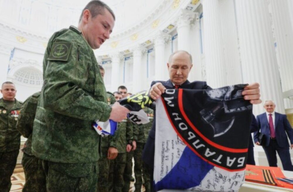 Putin vyhlásil, že ukrajinské dronové útoky majú rozdeliť ruskú spoločnosť