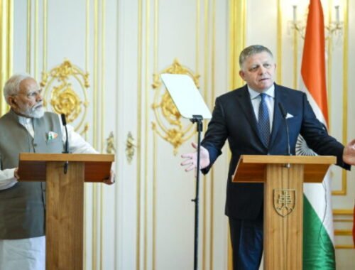 72817_fico-modi-640x420.jpg Fico sa stretol s indickým premiérom Nárendrom Módím, diskutovali o novom smere spolupráce – VIDEO, FOTO