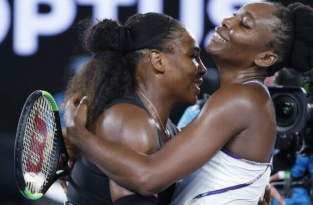 72922_najkrajsie-momenty-z-finale-australian-open-2-640x420.jpg Wimbledon opäť privíta sestry Williamsové. Serena a Venus si spolu zahrajú štvorhru