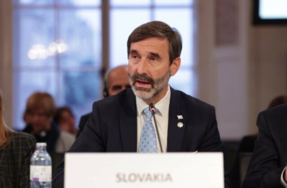 73006_blanar-640x420.jpg Blanár vyzdvihol význam Medzinárodného vyšehradského fondu, po prvýkrát bola odovzdaná aj literárna cena