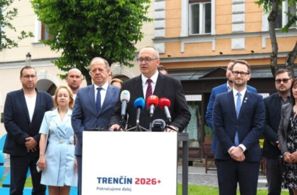 O post primátora Trenčína sa uchádza Ján Forgáč, obyvateľom ho odporúča aj Rybníček – VIDEO, FOTO