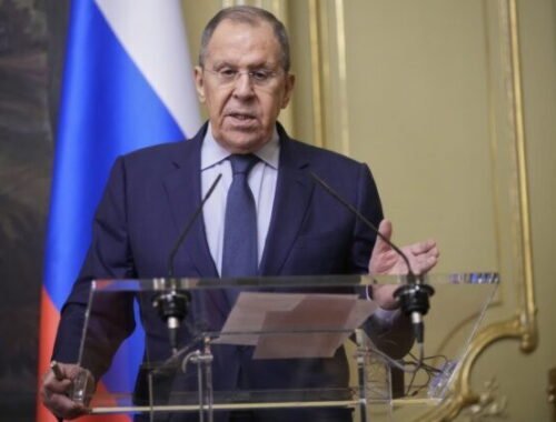 Lavrov: Ruské ciele na Ukrajine sa dajú dosiahnuť diplomatickou cestou