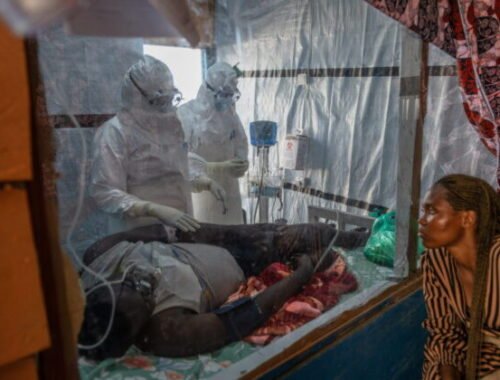 Ebola v Konžskej demokratickej republike sa rýchlo šíri, varuje WHO