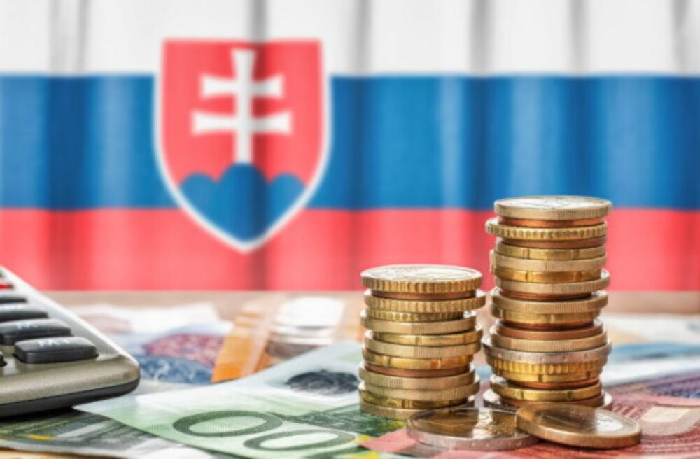 73280_gettyimages-1168372570-scaled-640x420.jpg Niektoré mimovládky sa zo strachu prestali uchádzať o verejné financie, správa Amnesty International hovorí o čoraz väčšom tlaku a zastrašovaniu