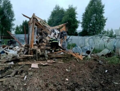 Masívny ukrajinský útok na Krym zabil štyroch ľudí, okupačné úrady zastavili predaj palív