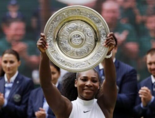 Návrat po štyroch rokoch. Serena Williamsová spoznala svoju hrateľnú súperku na Wimbledone – FOTO