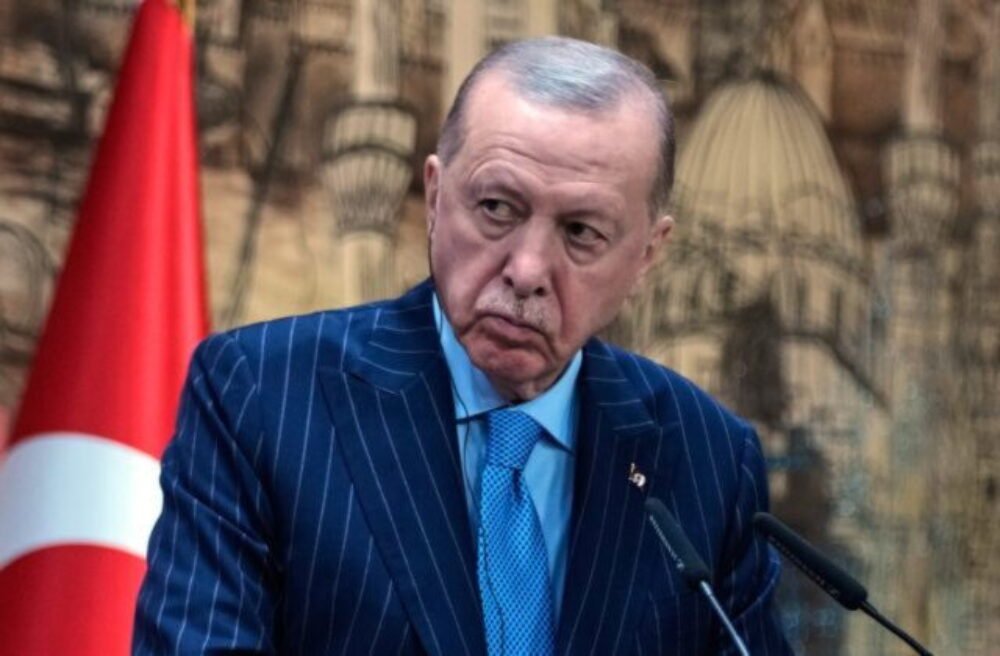Ankara pred samitom NATO žiada o plnohodnotné zapojenie do európskych obranných a bezpečnostných štruktúr