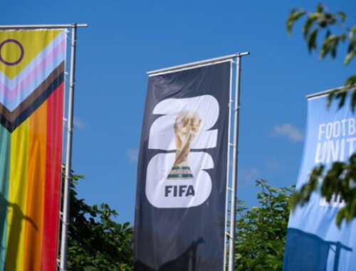 Nad štadiónmi počas futbalových MS zachytili viac než tisíc dronov, FBI hlási stovky zásahov
