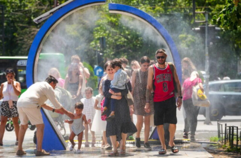 74174_romania_extreme_weather_heat_289_5-640x420.jpg Doposiaľ najextrémnejšia vlna horúčav na európskom kontinente si v Španielsku vyžiadala viac než tisíc ľudských životov