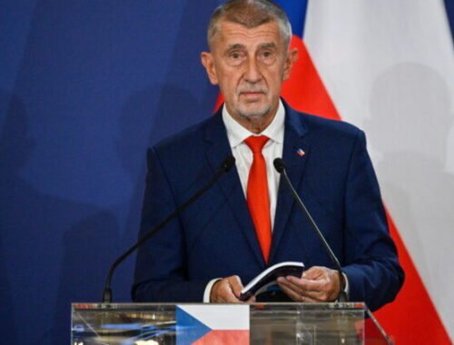 Na večeri NATO nebudem, pôjde tam Babiš s manželkou, vyhlásil Petr Pavel