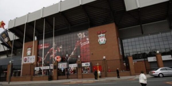 FC Liverpool získal francúzskeho obrancu. Klub z Rennes získa štedré odstupné