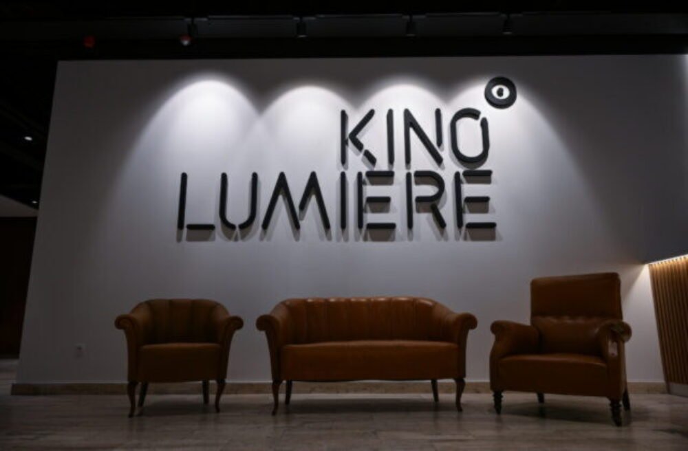 74485_kino-lumiere-4-640x420.jpeg Kino Lumière v lete ponúkne pravidelné pondelkové premietania kultových a prelomových filmov