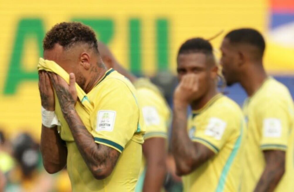 Premenená penalta a koniec! Neymar sa rozlúčil s brazílskym dresom so slzami v očiach